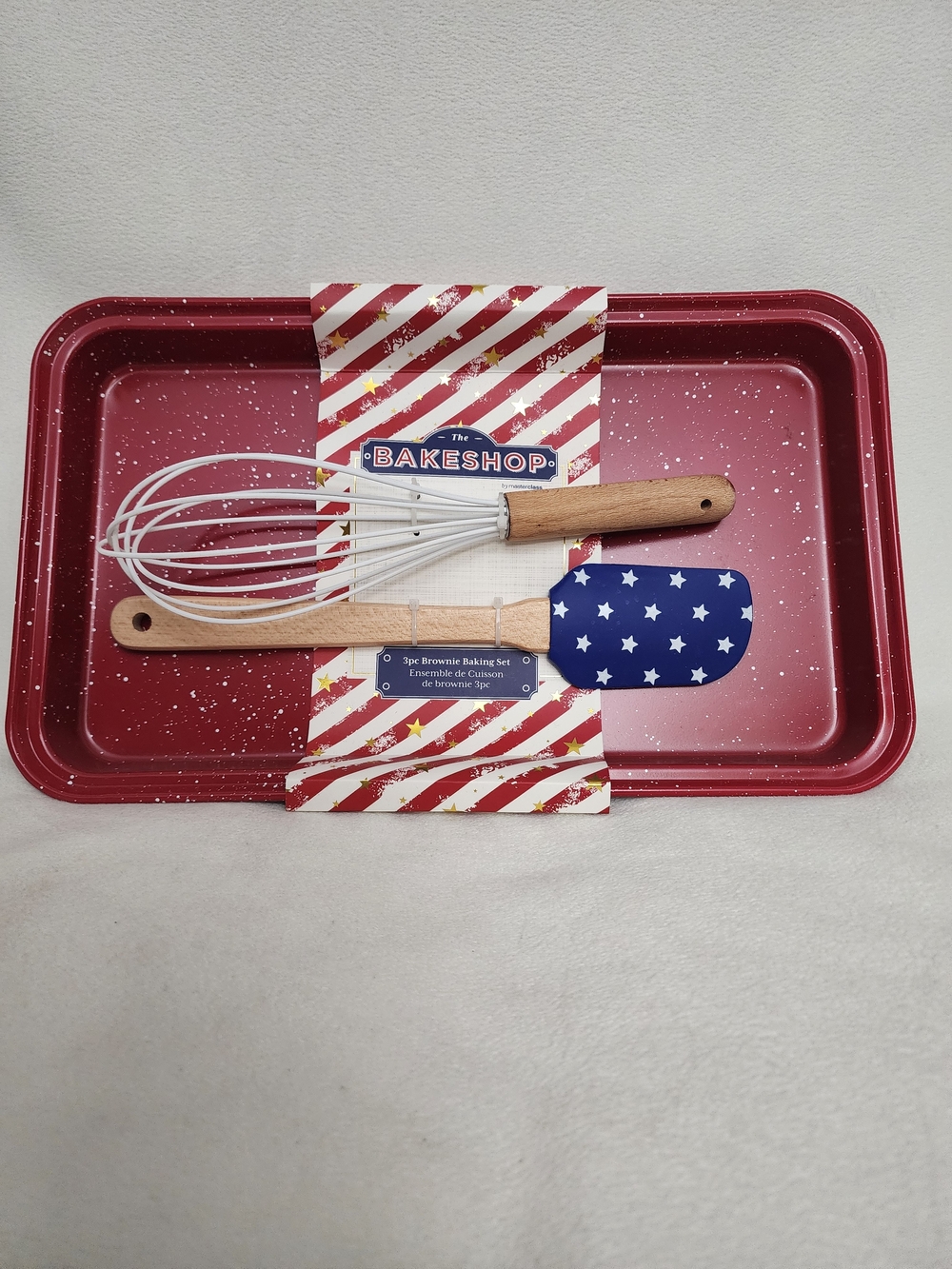 The Bakeshop Red Speckled Brownie Pan Set with Whisk & Star Spatula